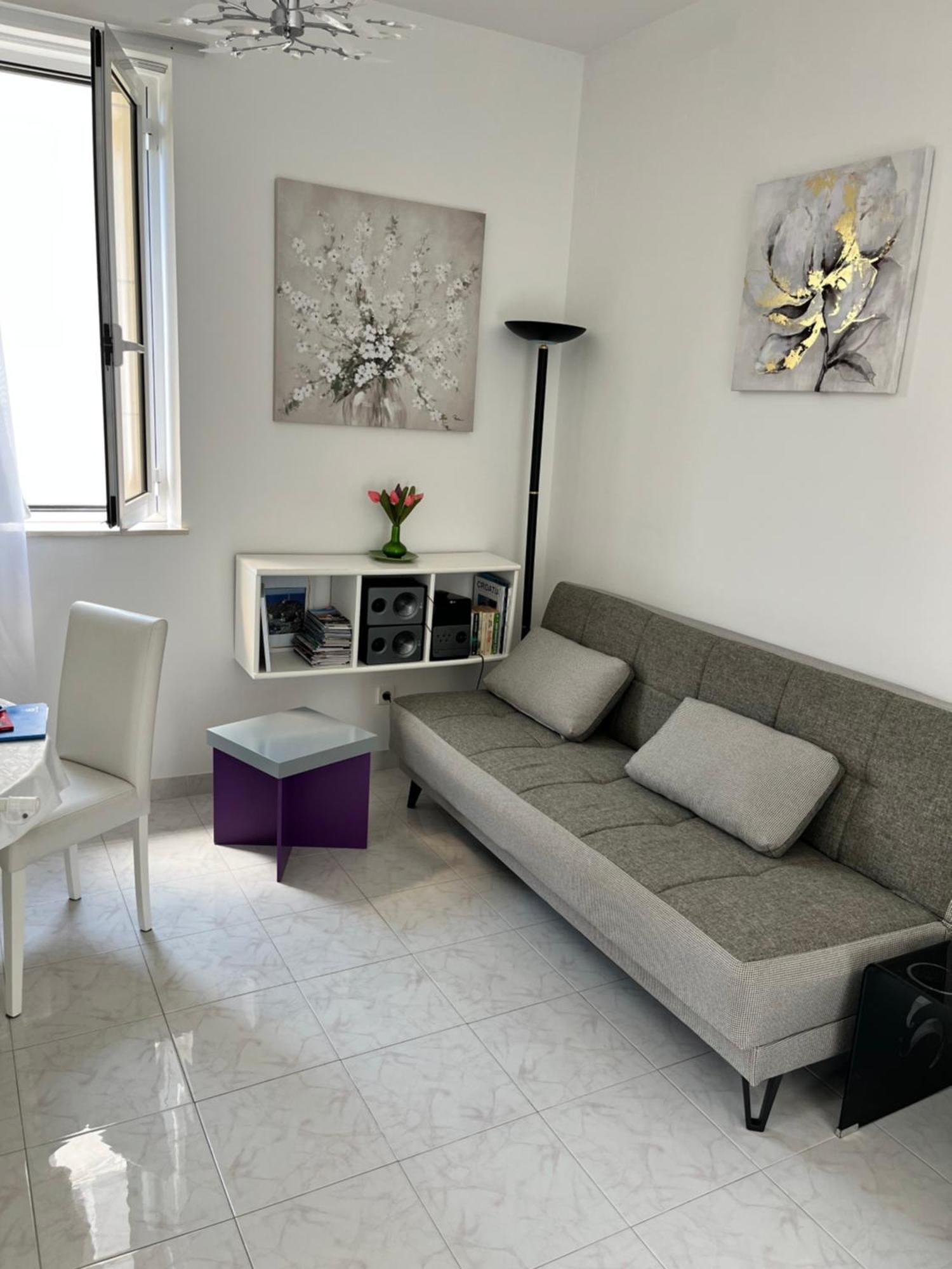 Concordia Apartament *